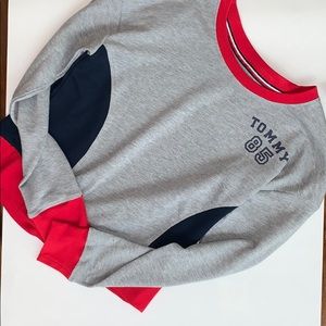 ❤️HPx2❤️Tommy Hilfiger Lightweight Crewneck